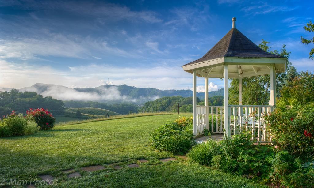 Blue Mountain Mist Country Inn Sevierville Exterior foto